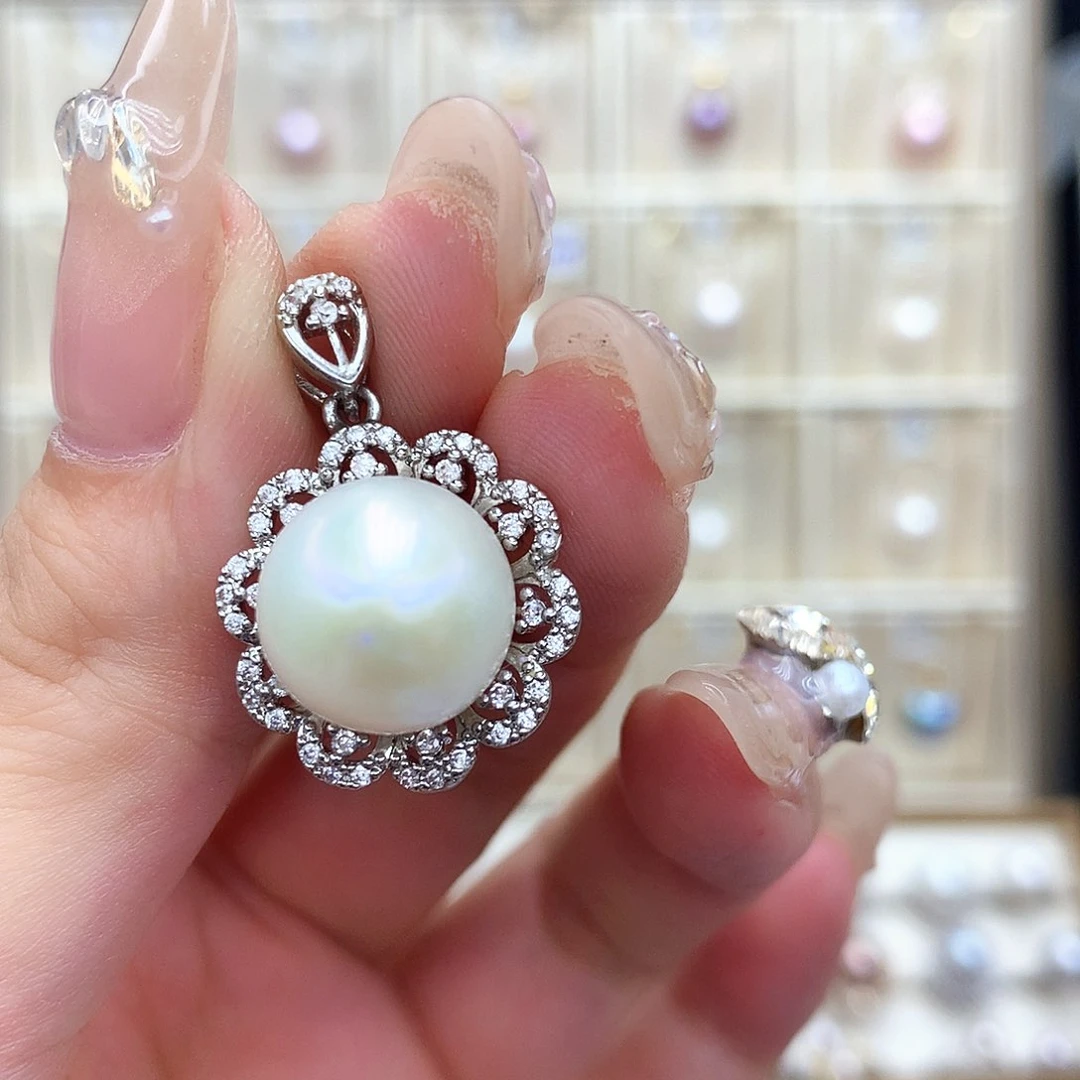 淡水珍珠合金吊坠(赠链)