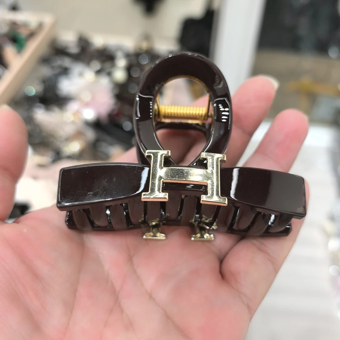 四区303 轻奢新款时尚手工简约套装发饰品