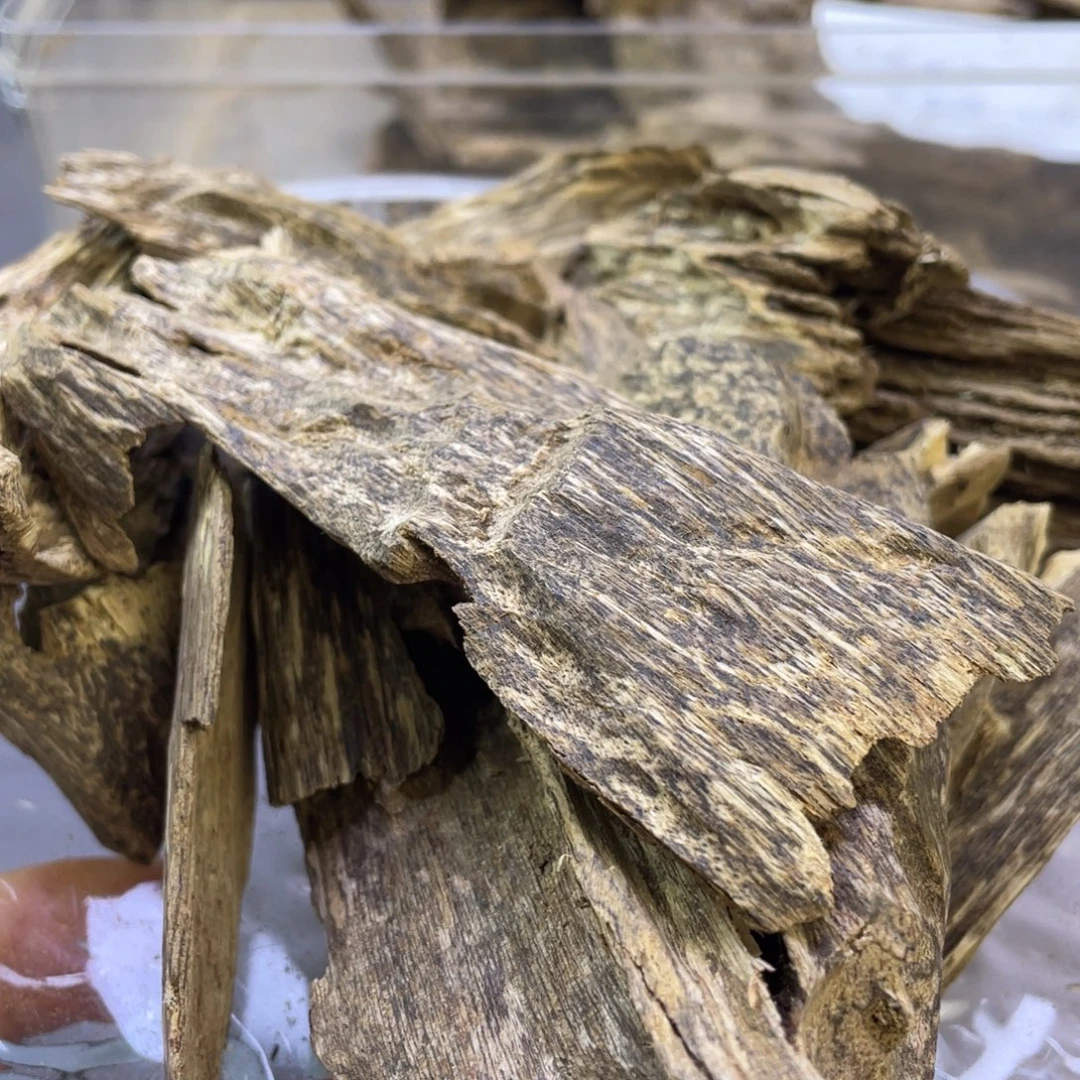 L***M沉香沉香碎屑HN尖峰岭碎料56克