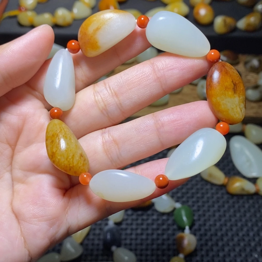 和田玉未镶嵌手链