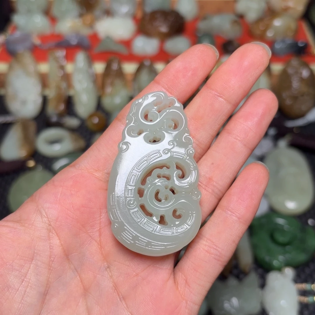 和田玉未镶嵌颈饰陪****站