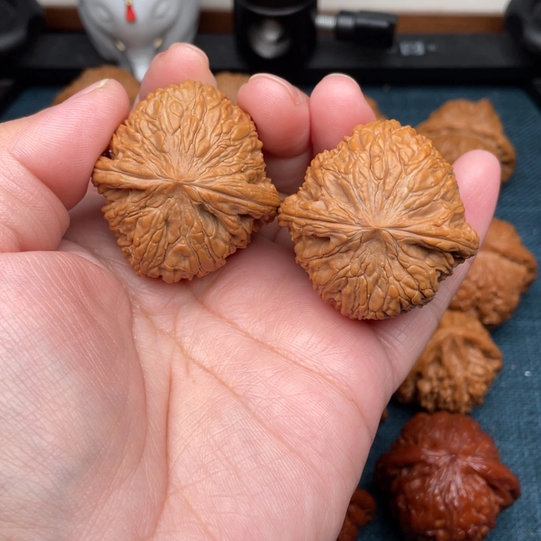 文玩核桃把件全品泥鳅背42