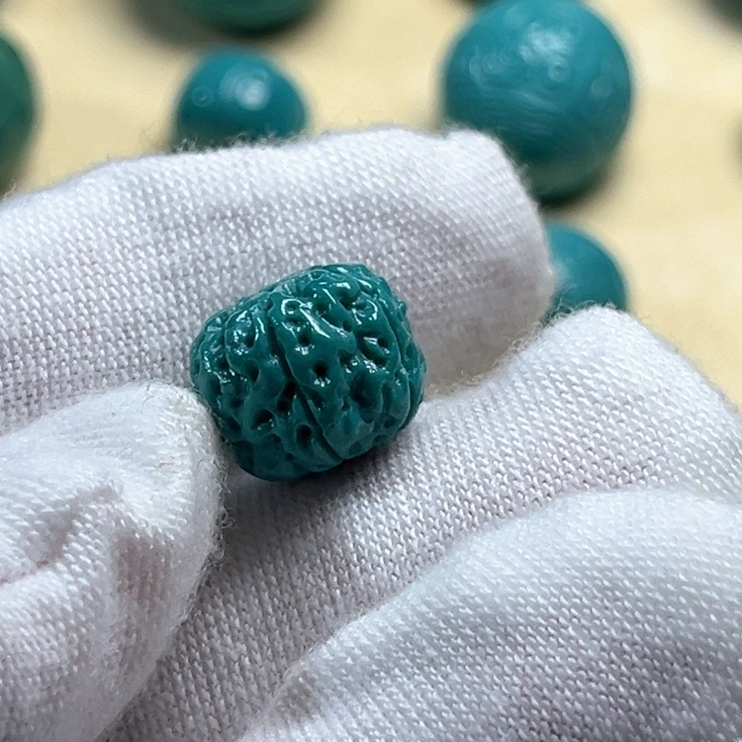 未镶嵌绿松石金刚