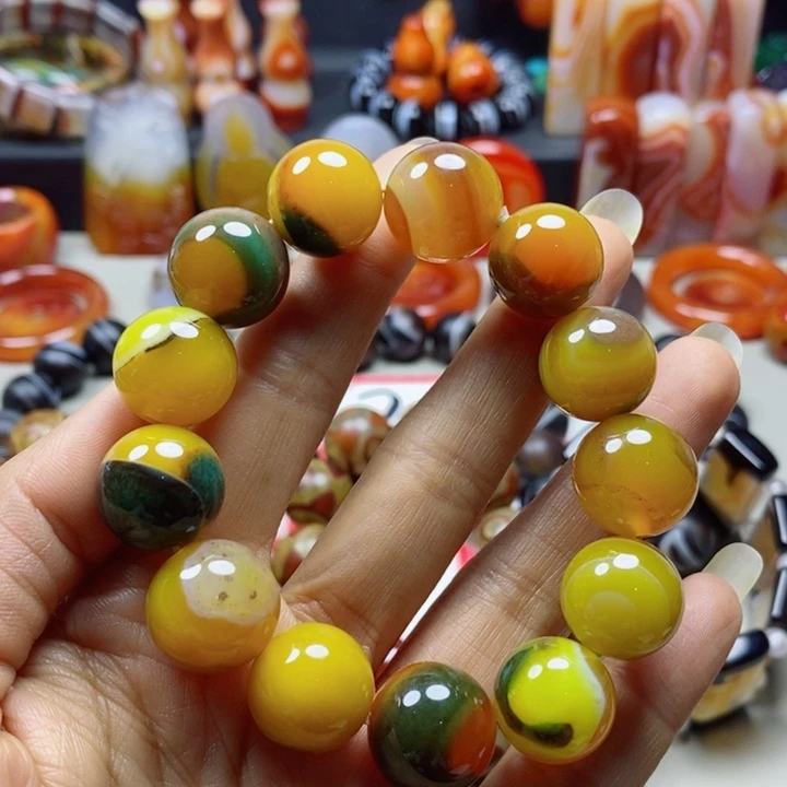 未镶嵌手链玛瑙/玉髓科*