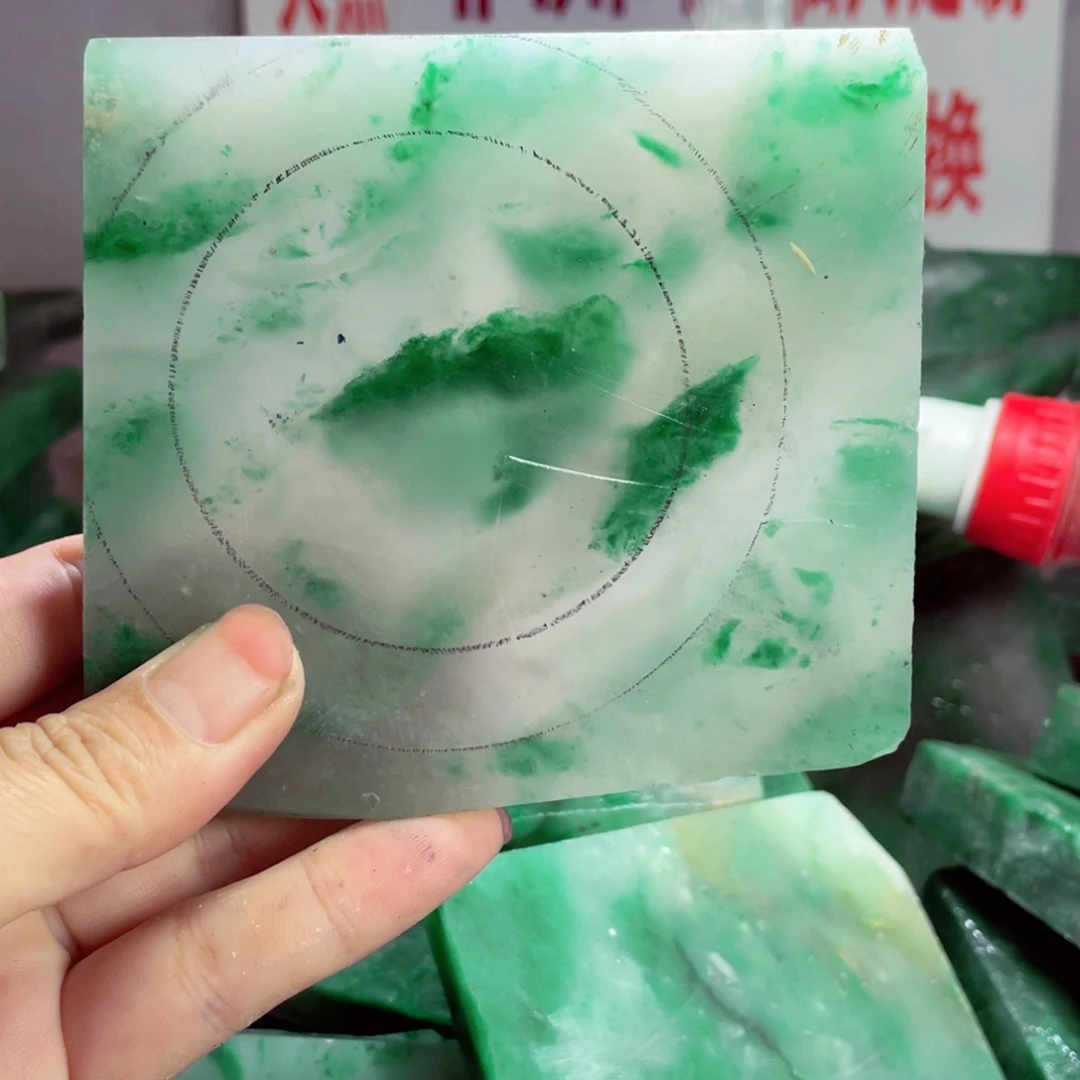 逆***风定制石英质玉（非洲翠）