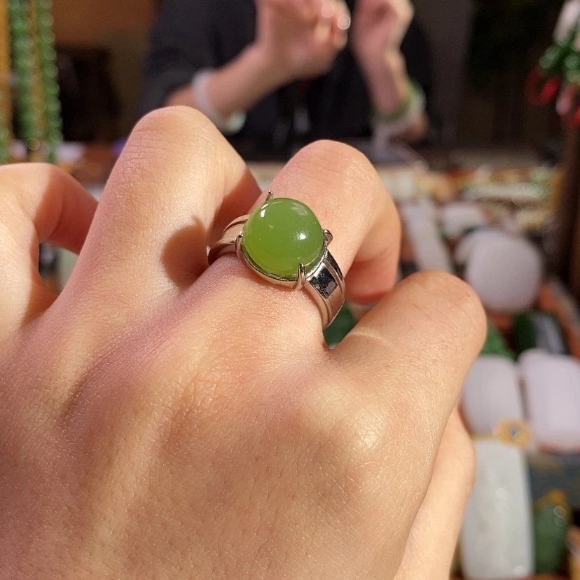 【闪购商品】吊坠(不含链)银S925镶嵌和田玉戒指