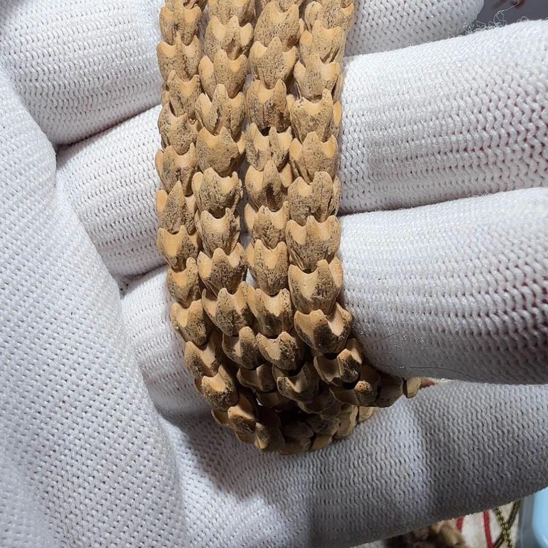 卡***0柏香籽/百香籽吊坠