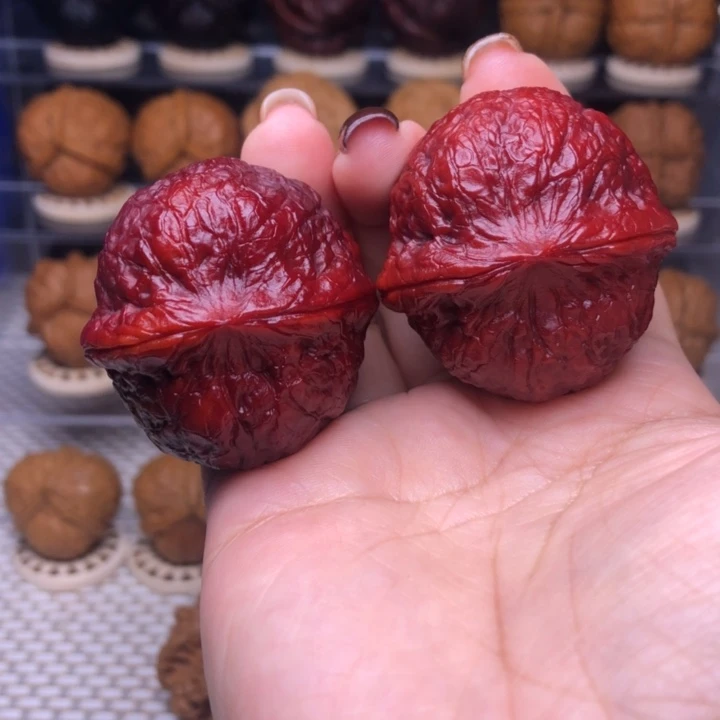 把件文玩核桃45号七彩蟒纹虎头元宝40➕