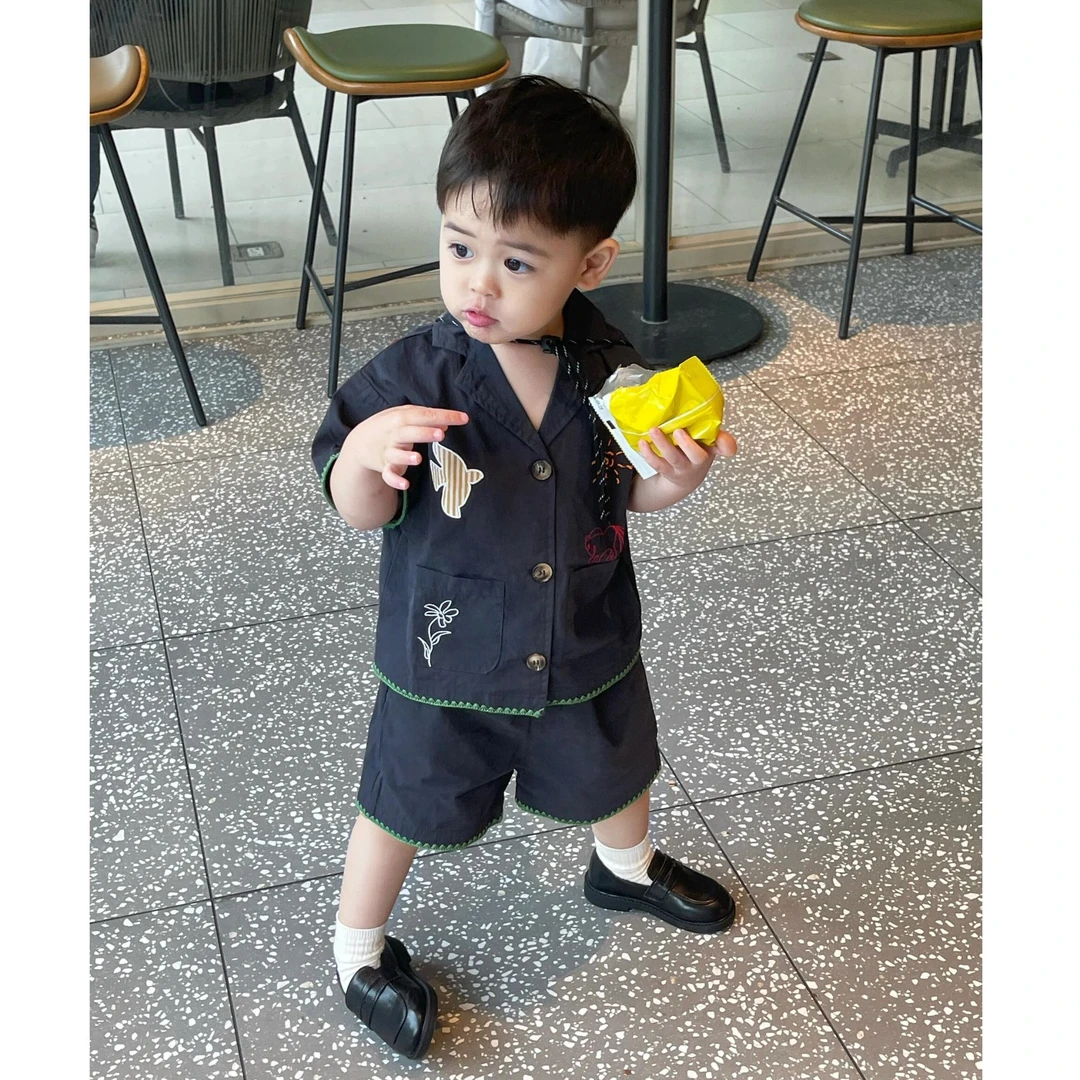 《小思家》女童2025夏季新款韩版学院风女宝套装翻领短袖五分短裤