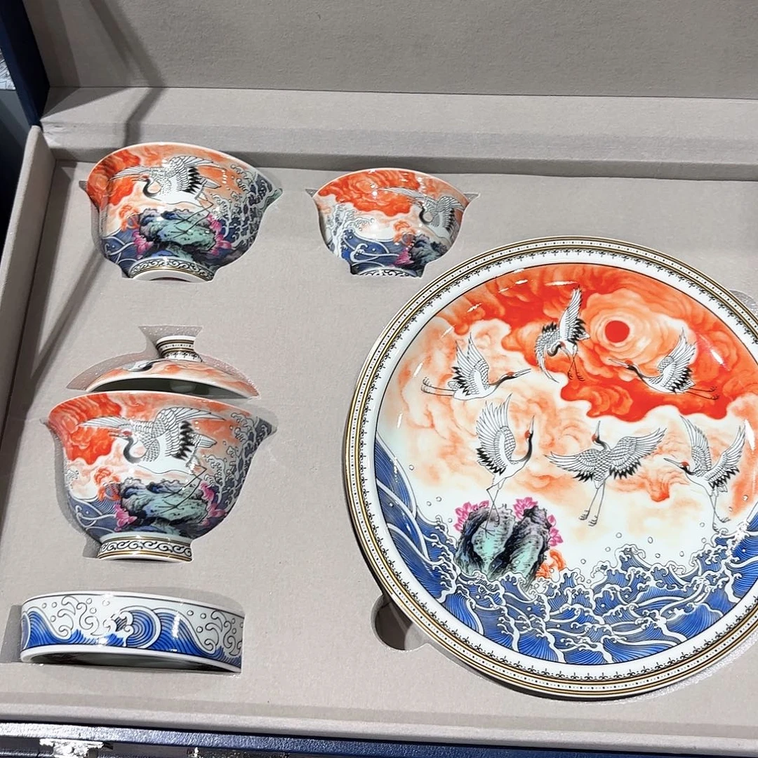 瓷片景德镇瓷器精品陈列