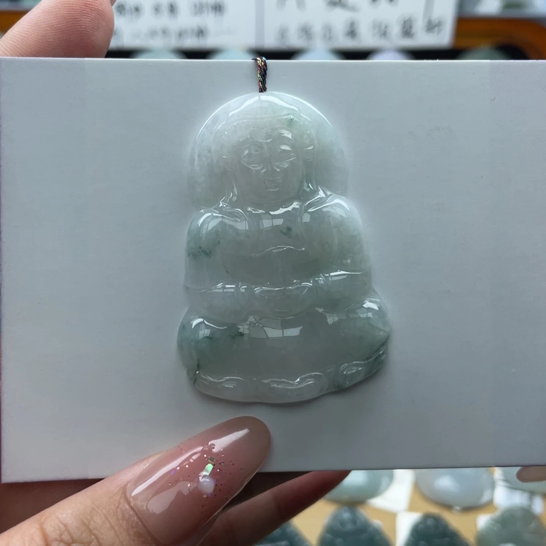 翡翠未镶嵌颈饰观音