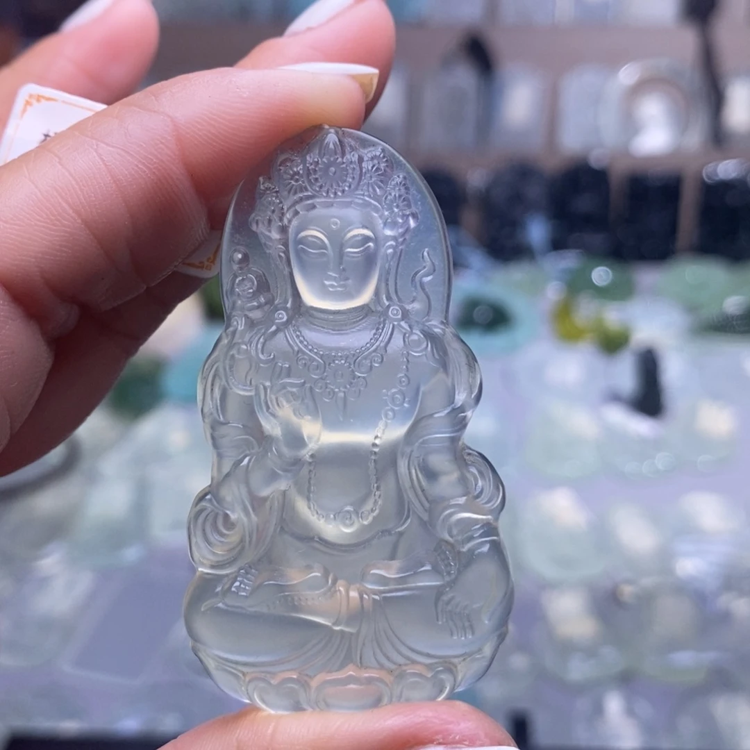 阿*** 蛇纹石玉未镶嵌颈饰