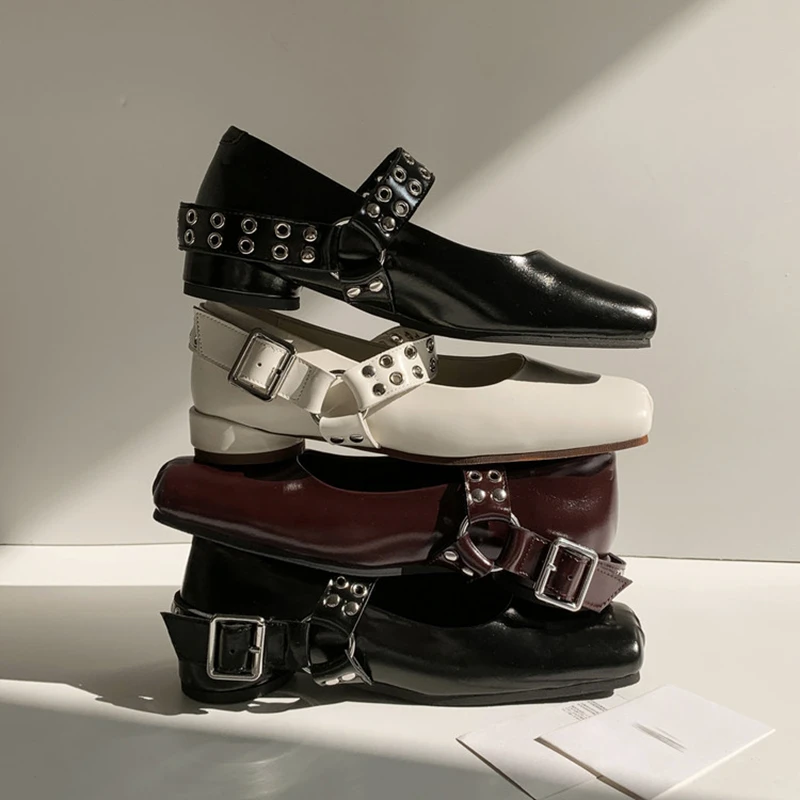 朋克甜酷风铆钉玛丽珍鞋女皮带扣粗跟芭蕾鞋2025春季新款方头单鞋