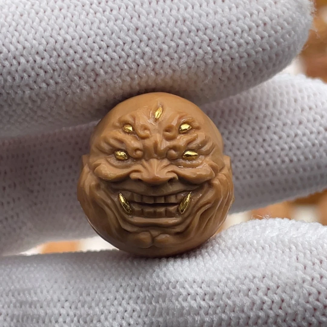 文玩核桃吊坠猴头核桃雕刻