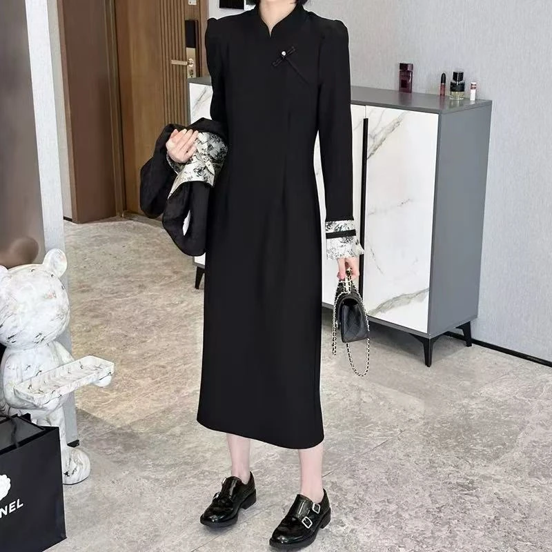 129/6680 新中式国风女2025春季新款复古盘扣水墨连衣裙