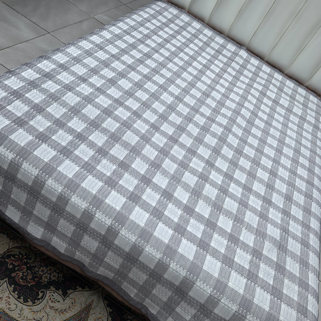 凉感丝凉席《灰色格子》2米✕2.3米