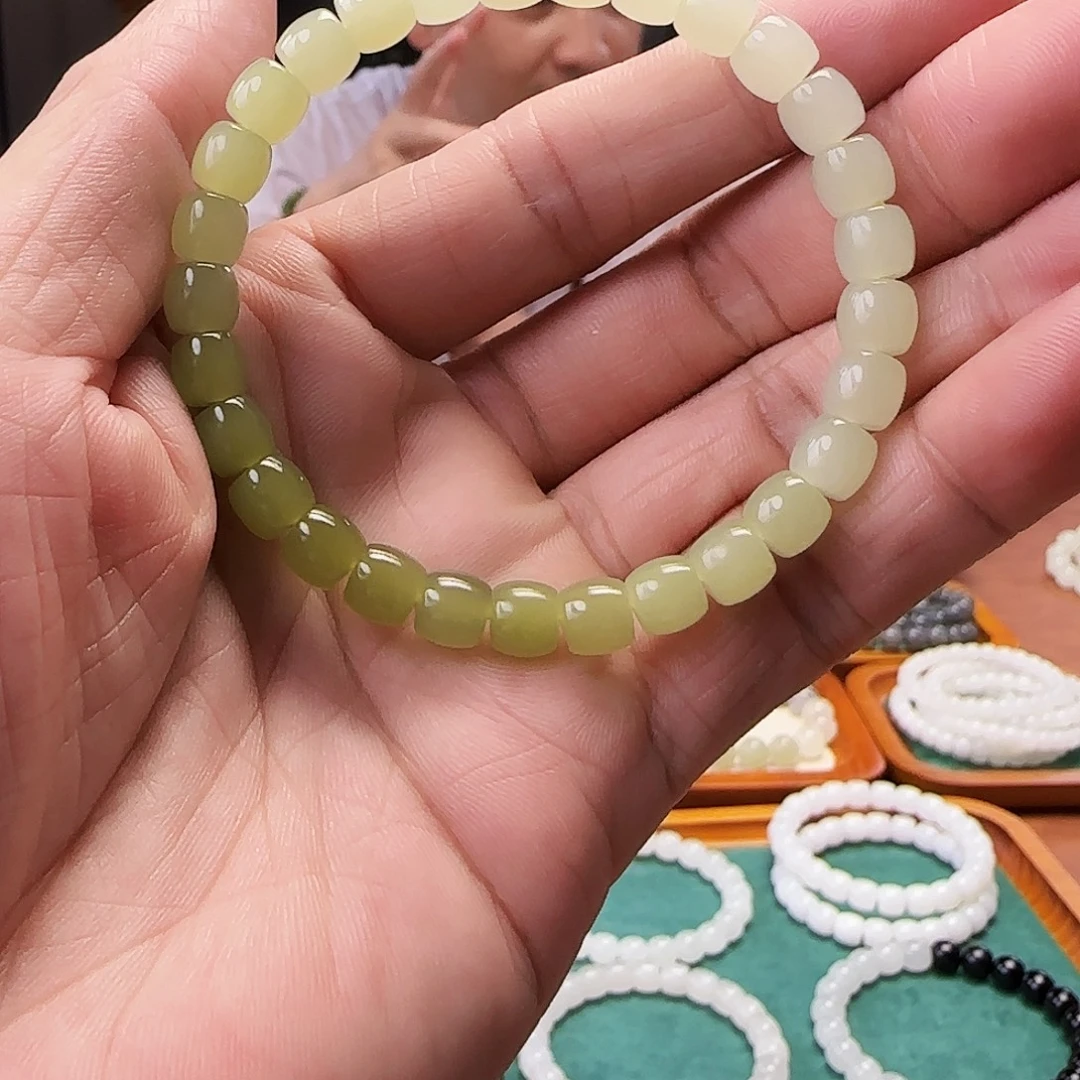 和田玉未镶嵌手链