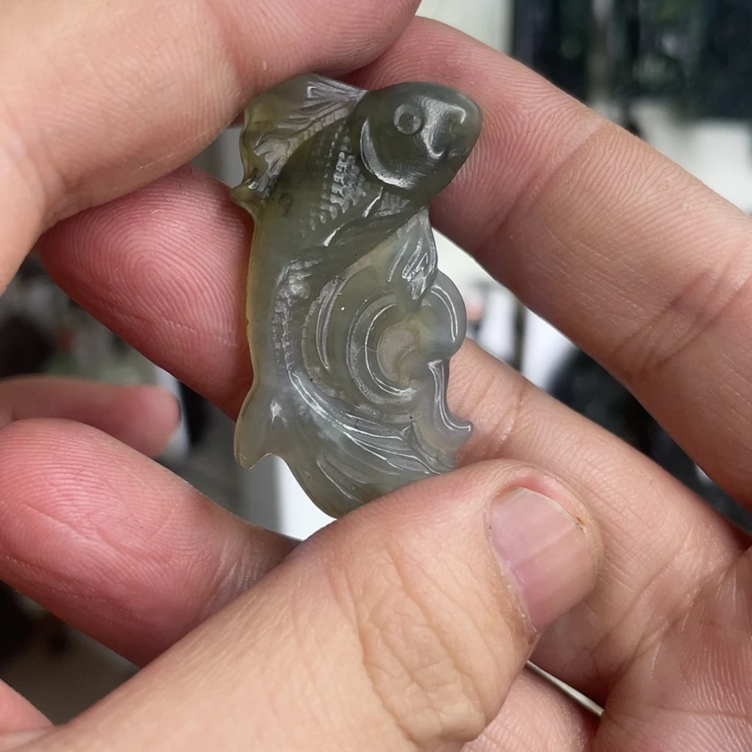 【闪购商品】岫玉颈饰未镶嵌鱼