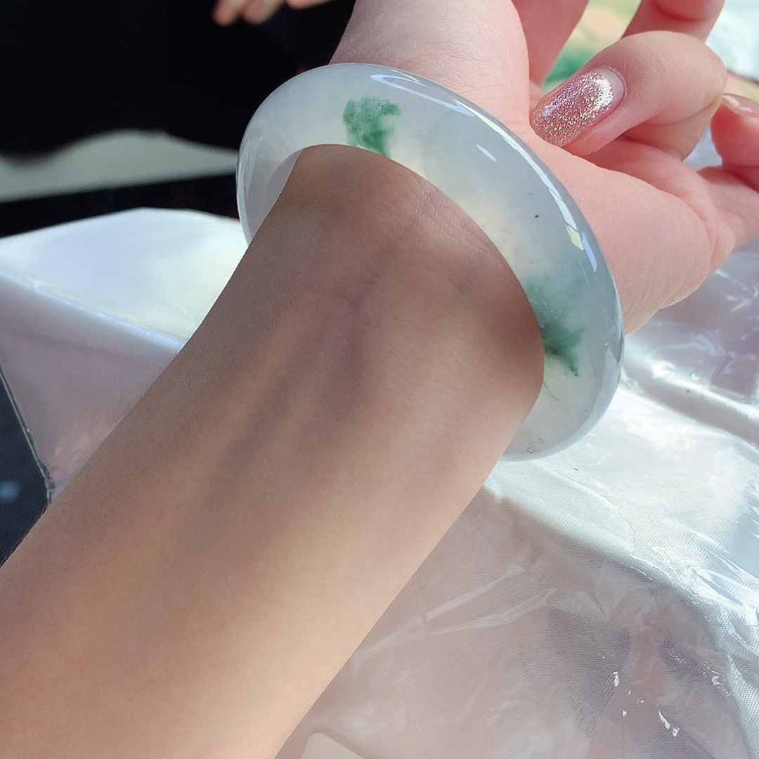 未镶嵌手镯翡翠天然A货翡翠54/55冰种飘花撒乌鸡