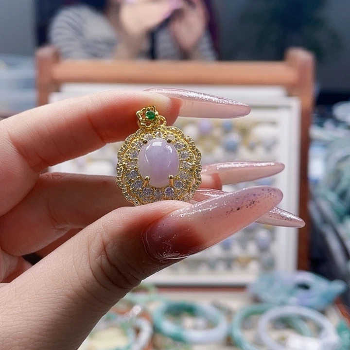 翡翠未镶嵌颈饰天然翡翠Ａ货