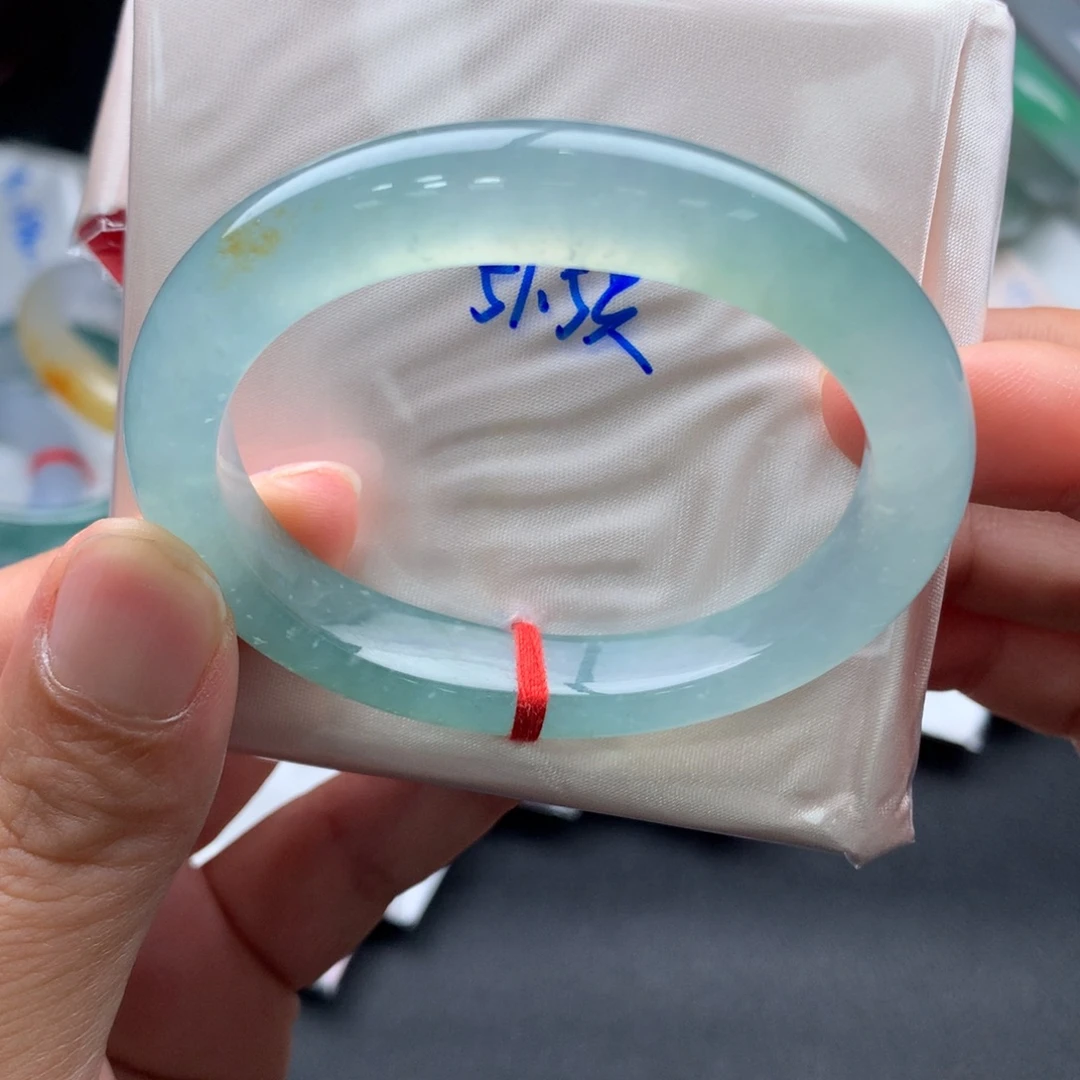 翡翠未镶嵌手镯26号