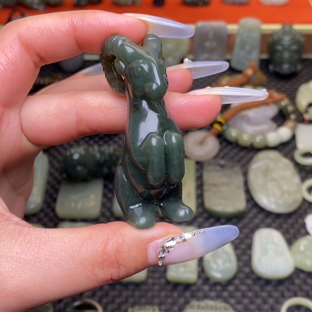 和田玉颈饰未镶嵌穿绳需备注