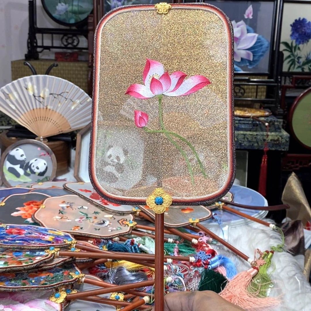 刺绣S***n苏州纯手工制作