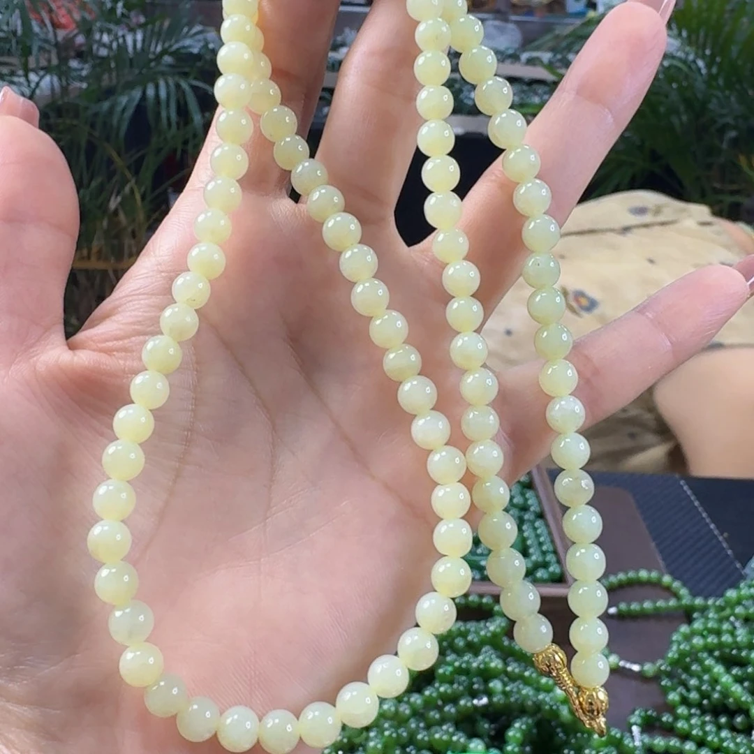颈饰未镶嵌和田玉卡6