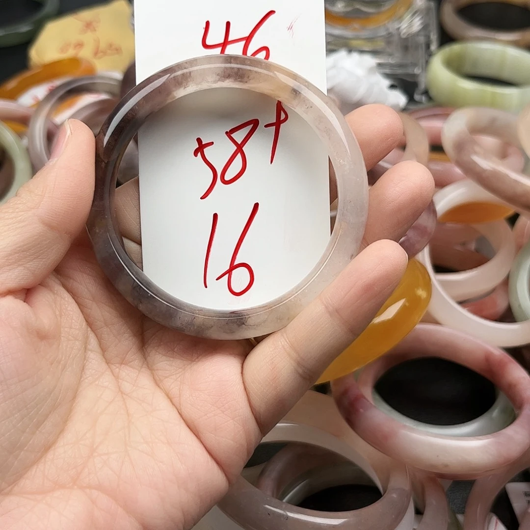 石英质玉未镶嵌手镯46