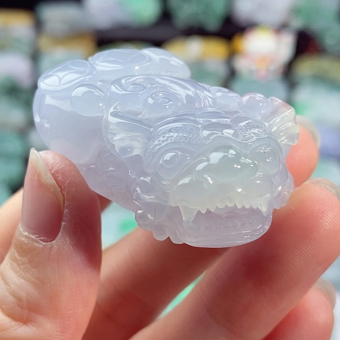 颈饰未镶嵌翡翠天然