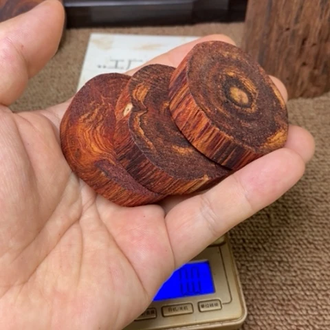 藤类A313降真香爆金丝牌子厚度1.3发其一