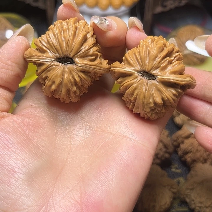 文玩核桃吊坠41四座楼