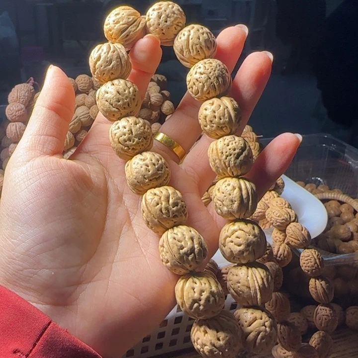 吊坠桃核盘锦大肌肉