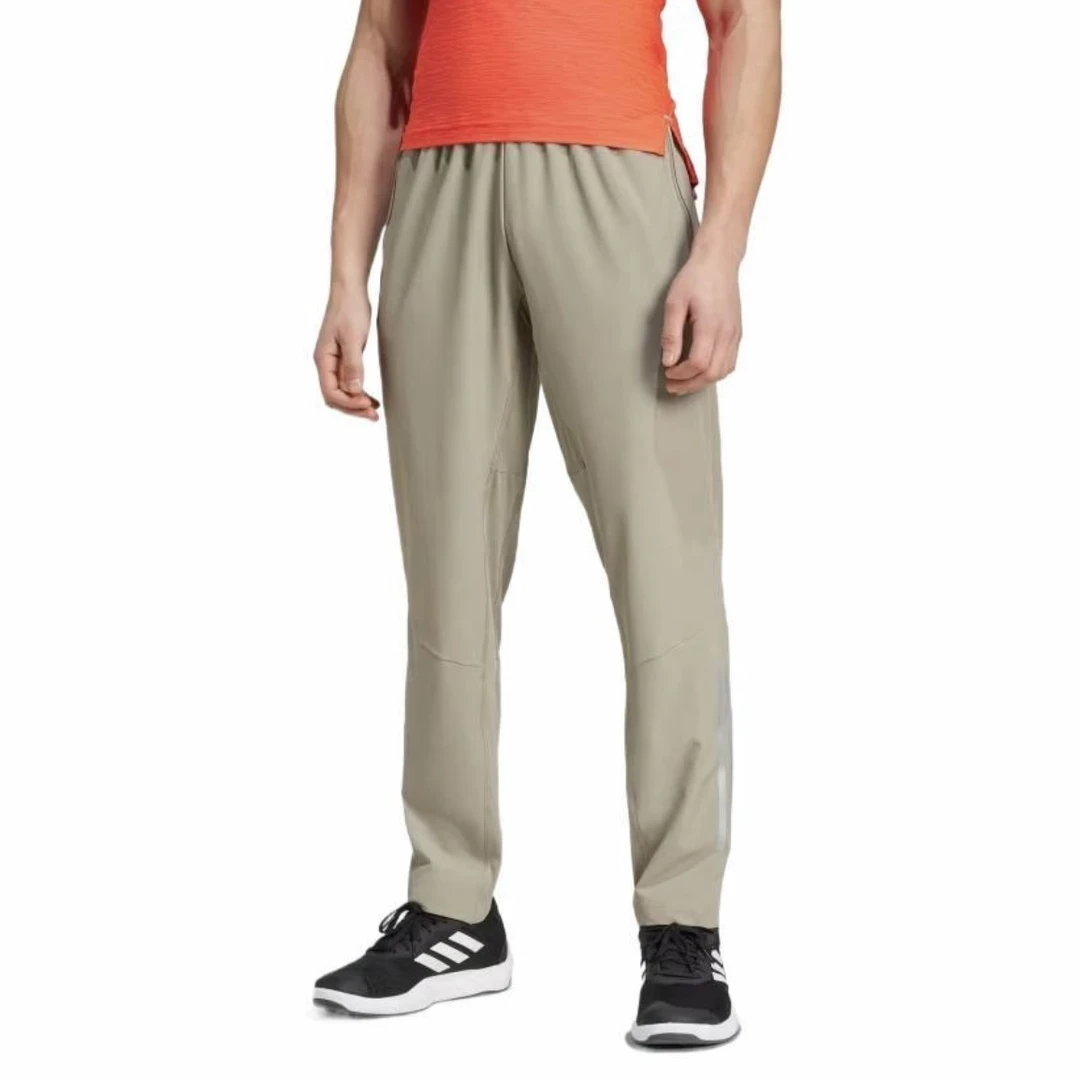adidas/阿迪达斯男款卡其色休闲运动长裤IW5908