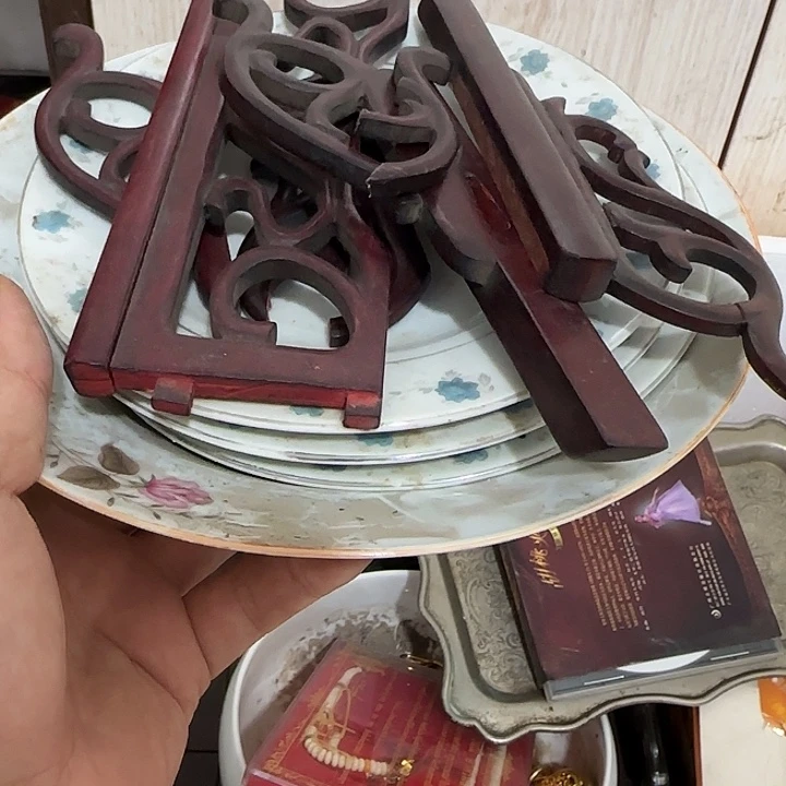 平***淡扇子姑姑隐隐约约有一个