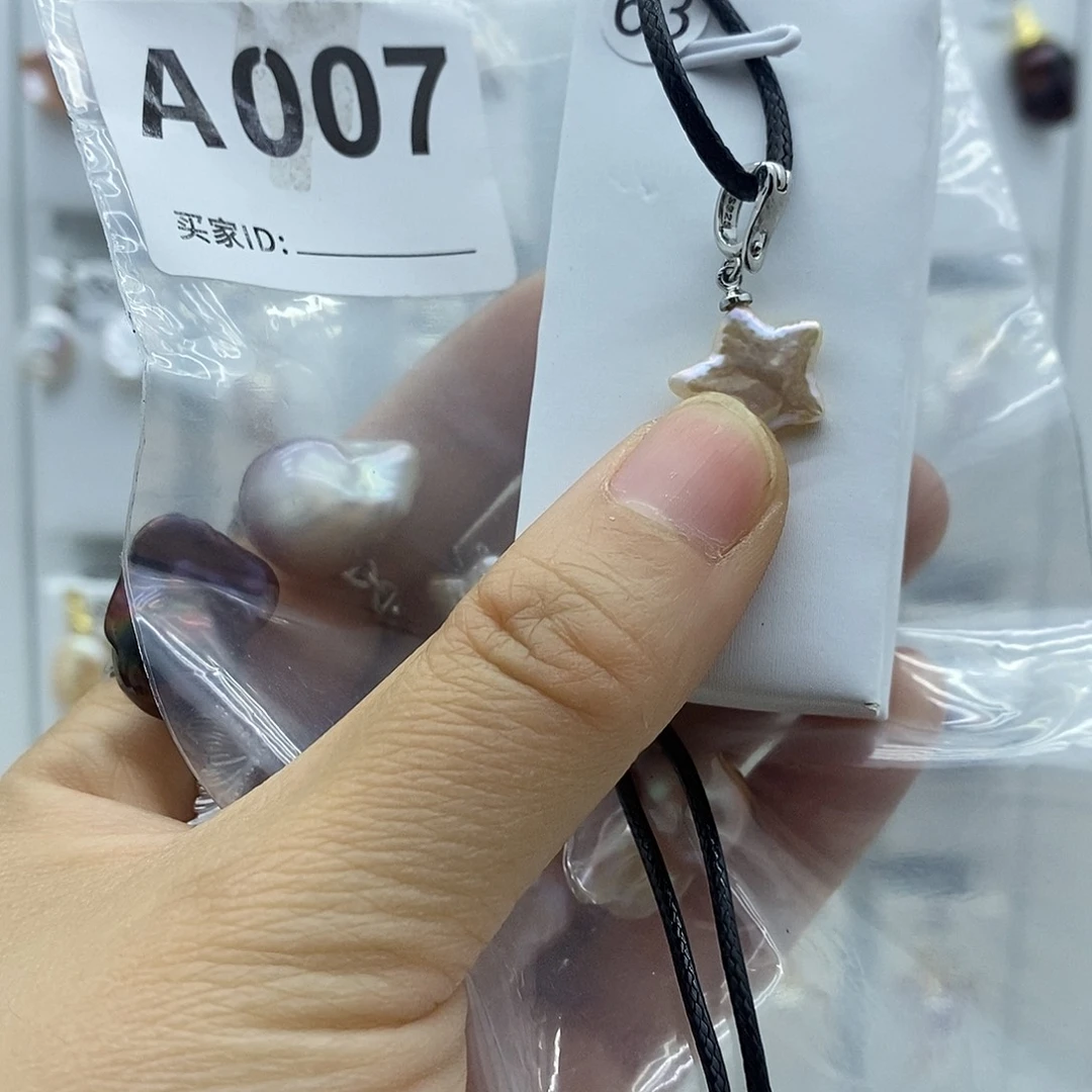 颈饰淡水珍珠钛钢