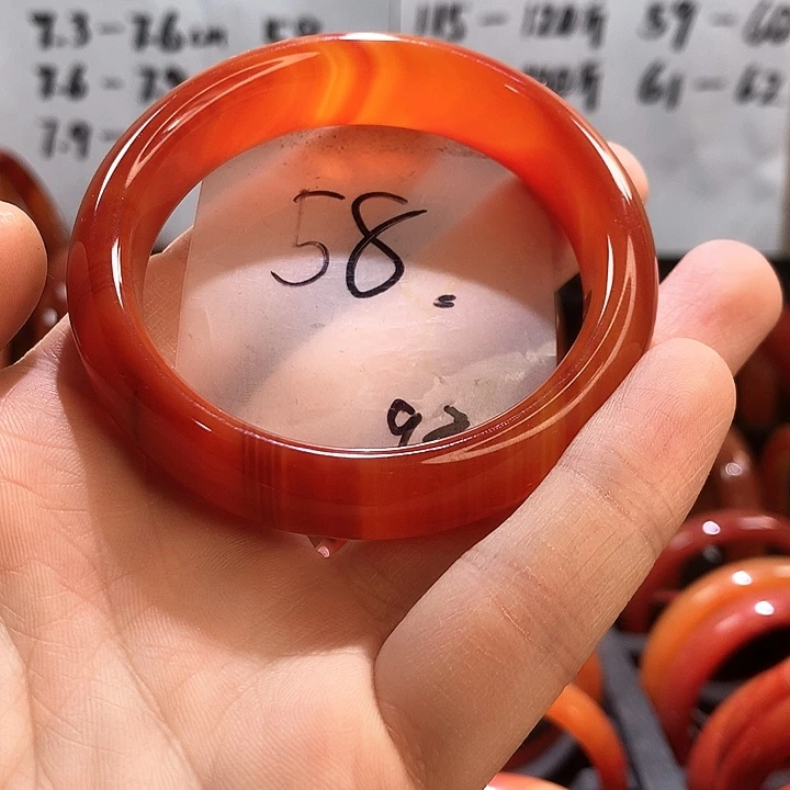 玛瑙/玉髓手镯未镶嵌