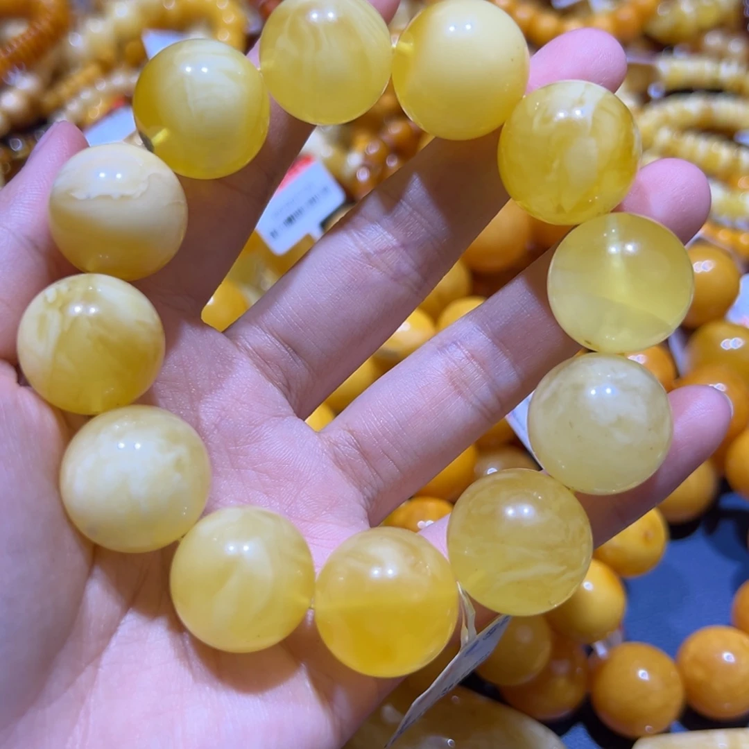 未镶嵌琥珀珠宝奇石