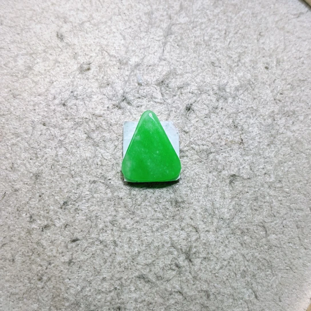 【闪购商品】未镶嵌挂件翡翠裸石