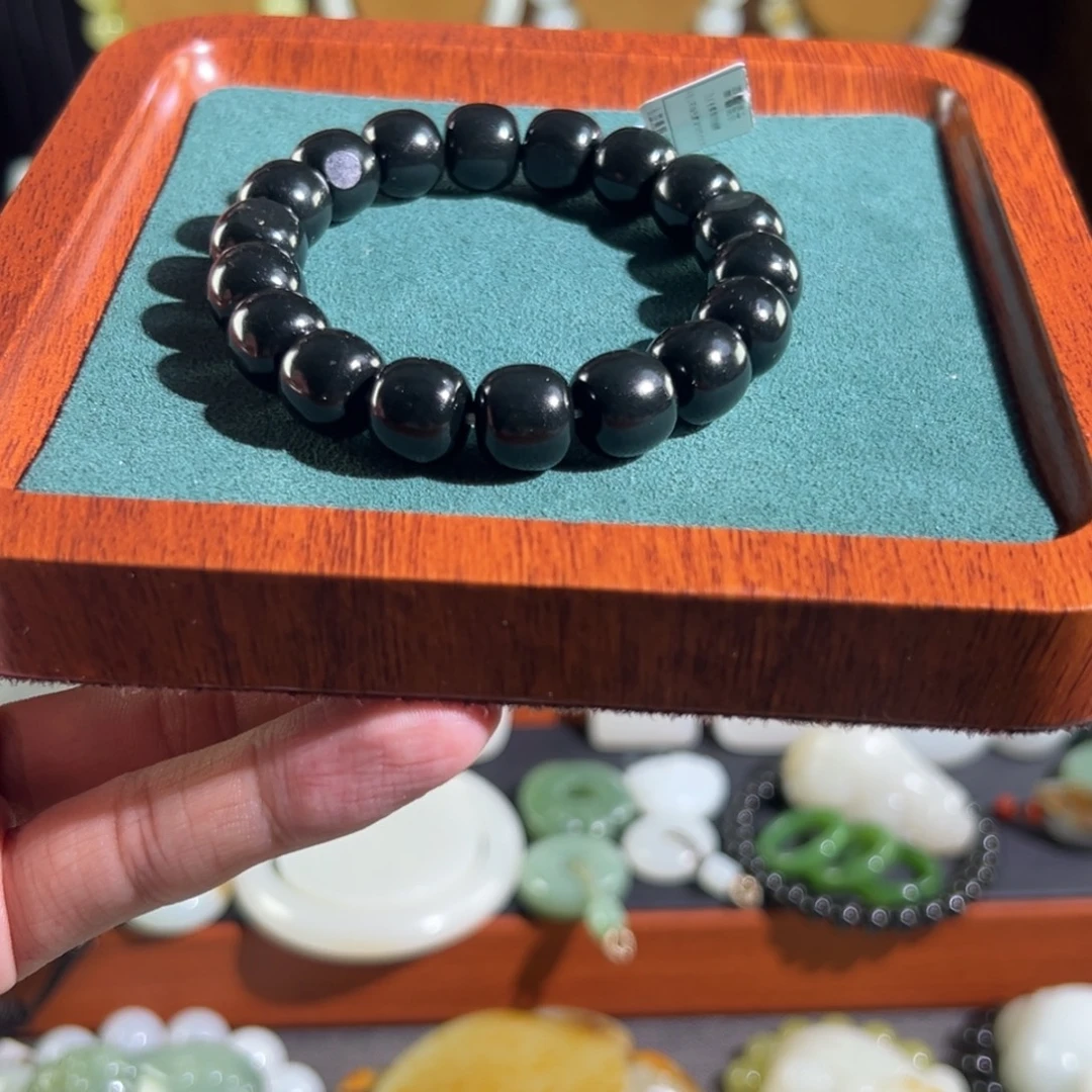 开***利和田玉未镶嵌手链