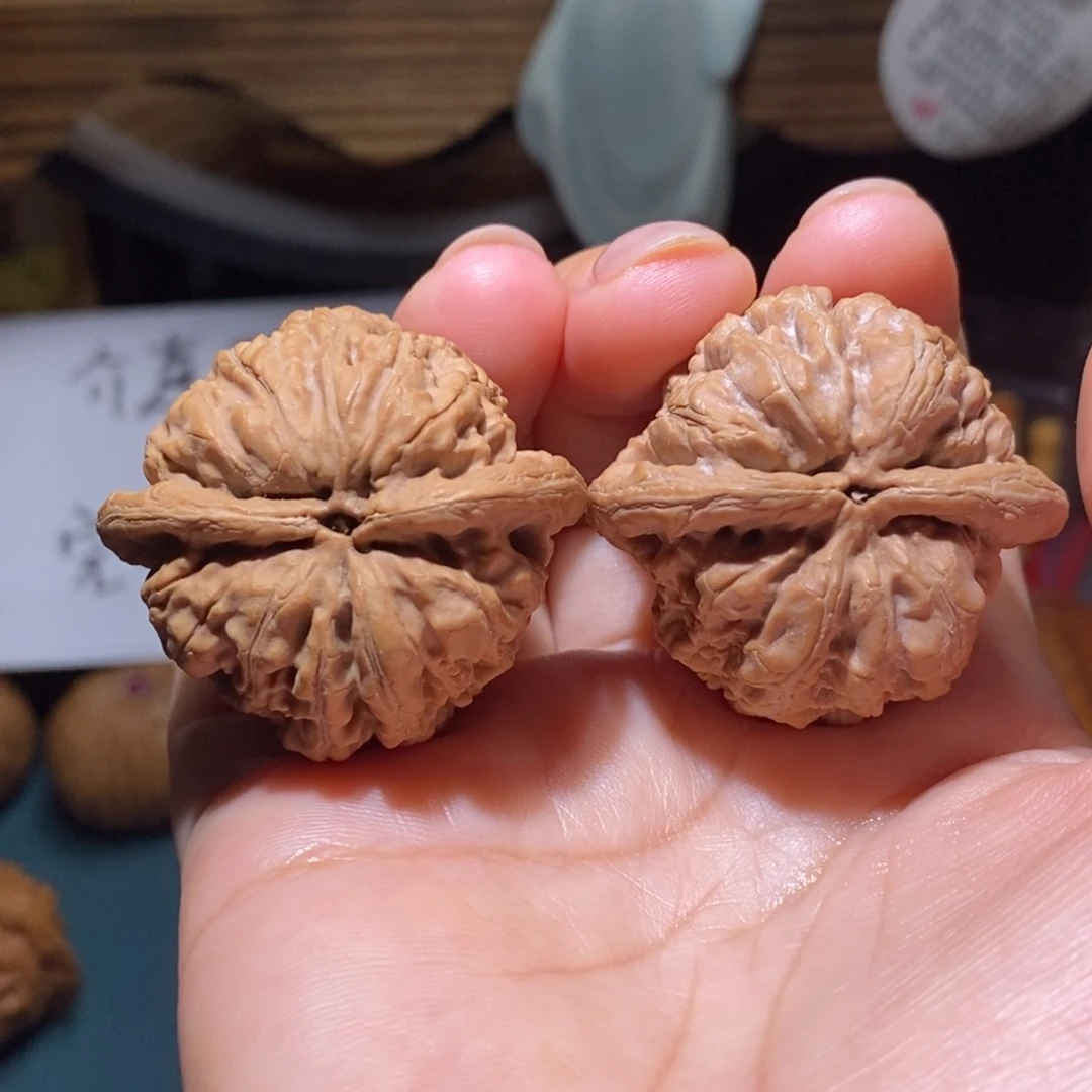 文玩核桃吊坠40微瑕将军榜