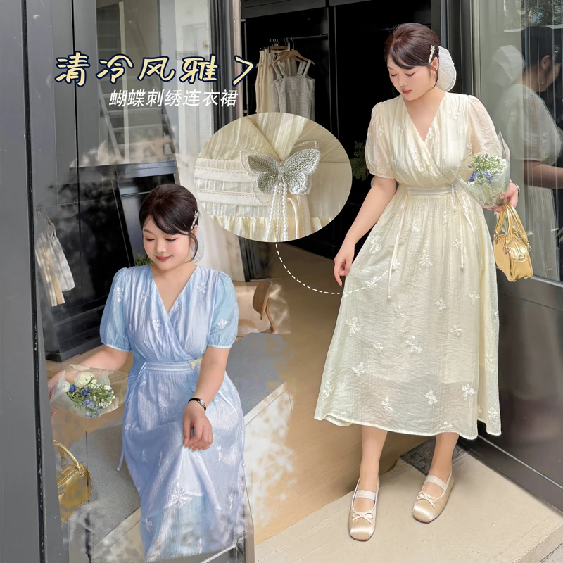 【岩心】大码女装240斤胖MM法式淡雅V领蝴蝶刺绣长款连衣裙k2994
