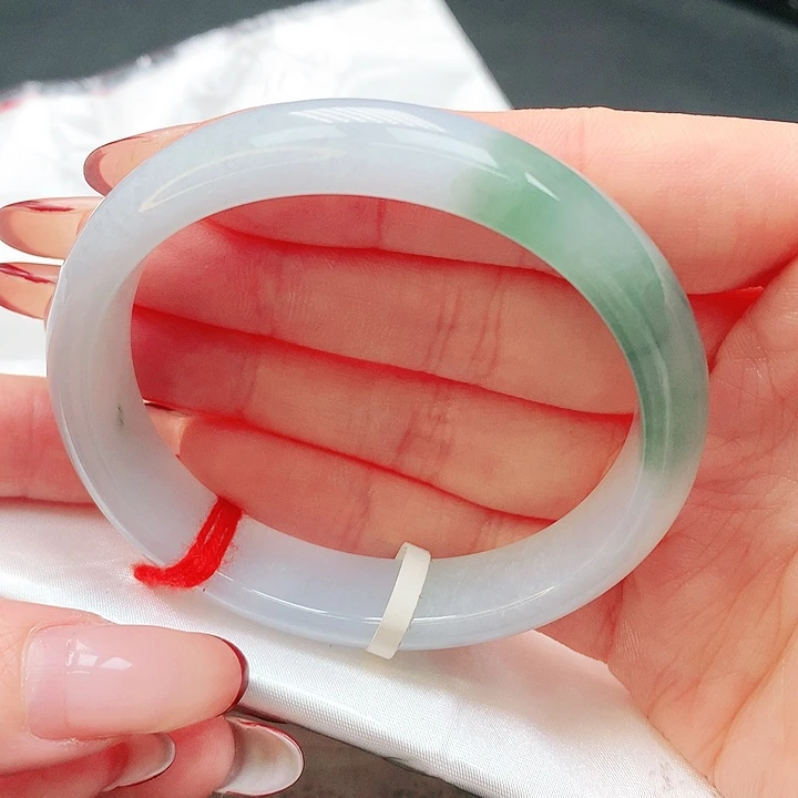 翡翠手镯未镶嵌55贵妃