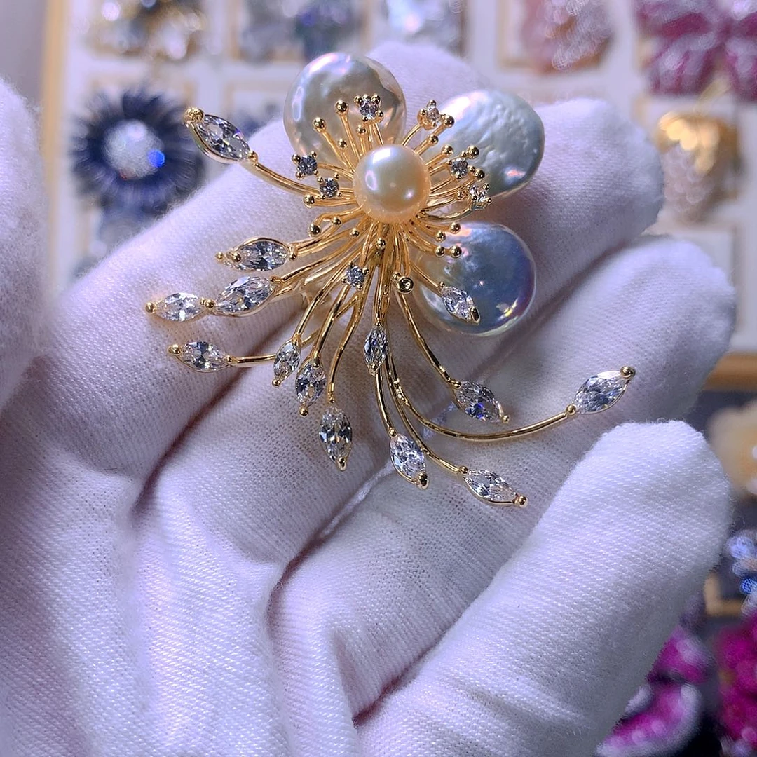 仿水晶铜合金胸针胸花
