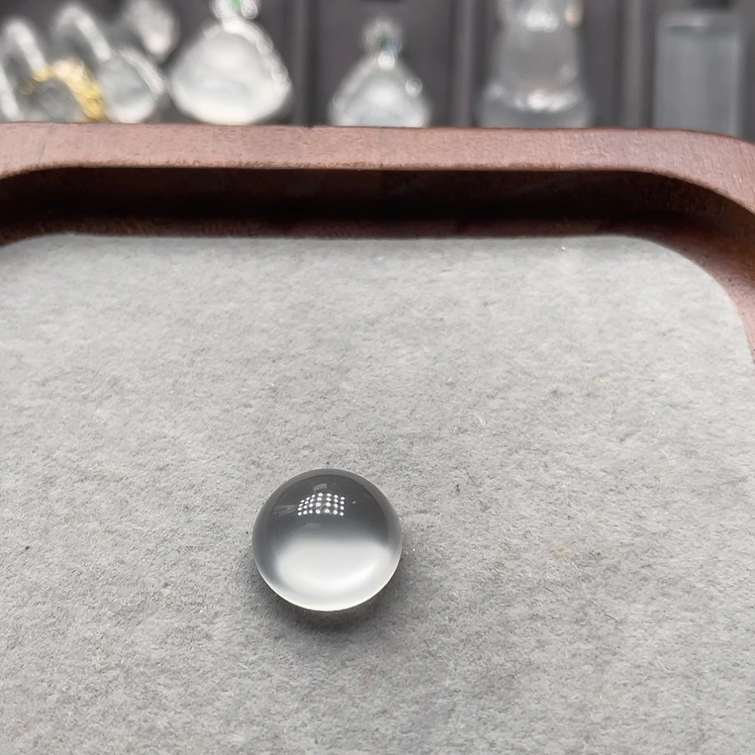 比***兔石英质玉未镶嵌蛋面