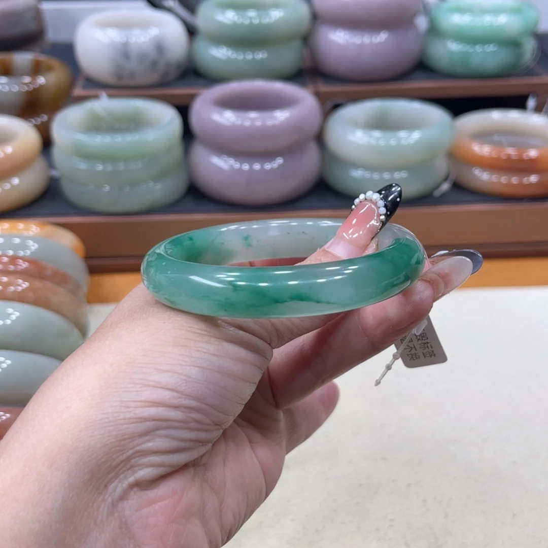 未镶嵌爱情石英质玉