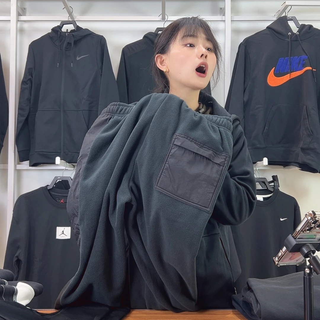 4893裤子黑l码不退换130-150斤