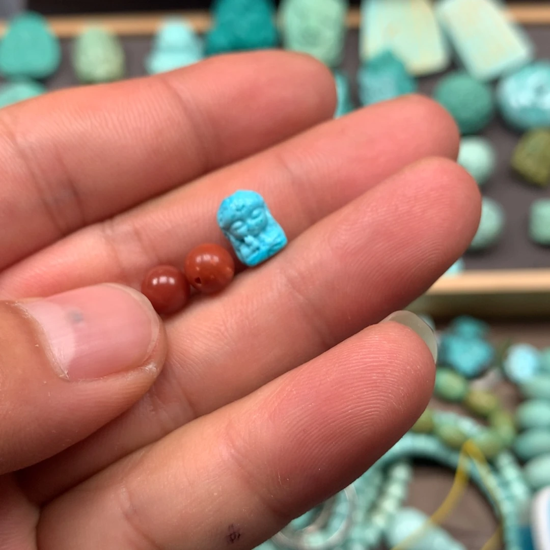 南红玛瑙雕刻未镶嵌