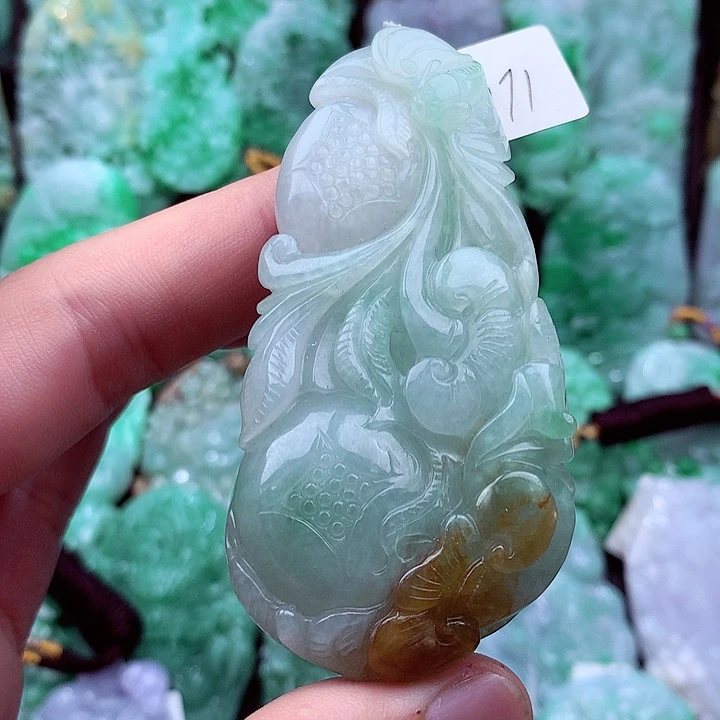 翡翠未镶嵌吊坠(不含链)