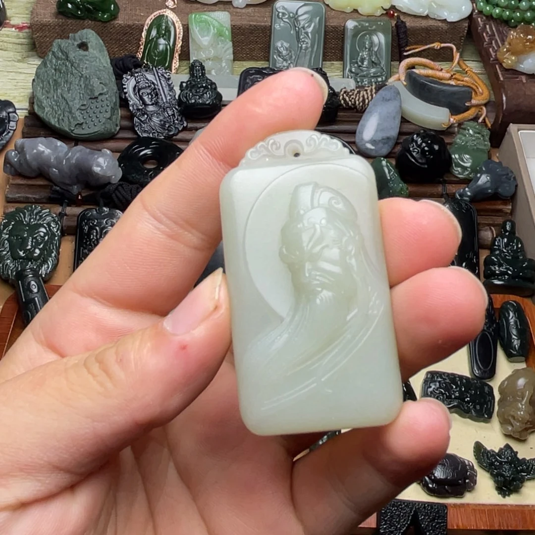 和田玉未镶嵌挂件